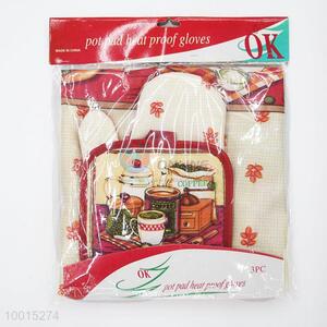 Wholesale A Set of Green Snowman Polyester Insulation Mat/Pot Holder，Microwave Oven Glove and Apron