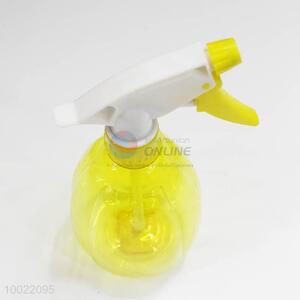 Plastic yellow 500ml spray bottle