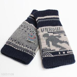 Cool design half finger gloves for boy