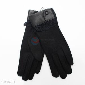 Black Cashmere Gloves with Lacework