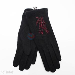 Black Cashmere Gloves with Red Embroidery Flower
