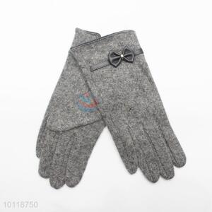 Gray Wool Gloves with Leather Bowknot