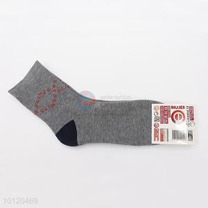 China Factory Comfortable Napped Socks for Keeping Warm