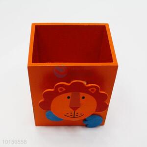 High Quality Wooden Pen Container Pen Holder with Lion Pattern