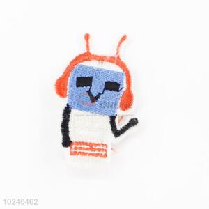 Nice design robot shape shape embroidery badge brooch