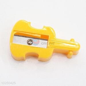 School Office Plastic Gitar Design Pencil Sharpener