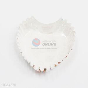 Disposable Paper Cake Cup Muffin Cup in Heart Shape