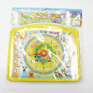 Plastic clock shaped kids drawing board with pen