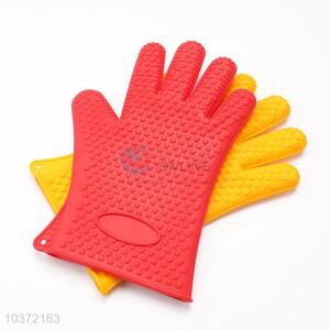Fashion style microwave oven mitts