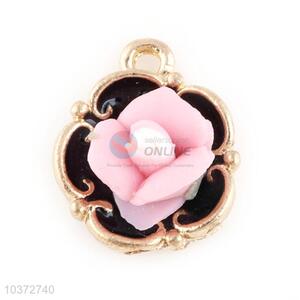 Flower Shaped Necklace Pendant With Cheap Price