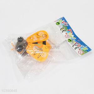 New Arrival Plastic Educational Bee Shaped Wind-up Toy