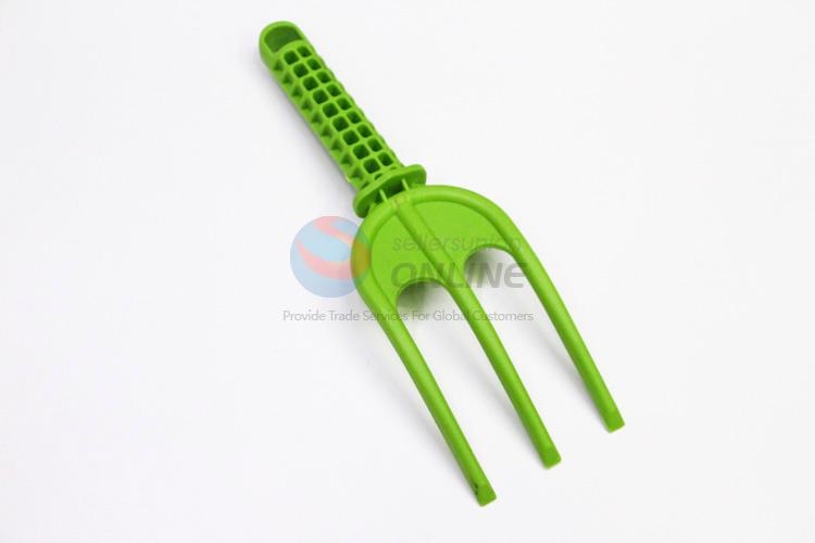 Wholesale Cheap Garden and Farming Plastic Fork