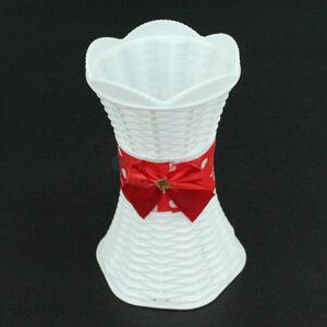 Wholesale white plastic valentine vase basket