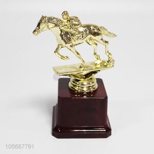High Sales Antique Golden Motion Horse Riding Statue for Trophy