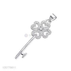 Delicate Design Key Shape Pendant For Necklace