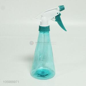 Wholesale hand pressure gardening plastic watering can