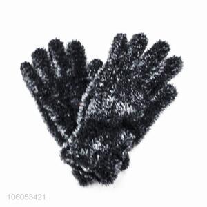 The fashion design five fingers feather yarns magic knitted glove