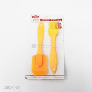 Low price bbq tool silicone scraper and silicone brush set