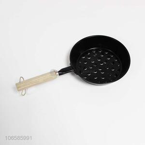 Competitive price aluminum frying pan with wooden handle