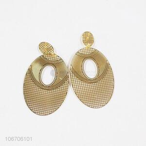 Recent style fashion accessories golden filigreed earrings for women
