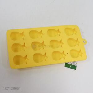 Factory price 12 holes pineapple shape silicone ice cube tray ice mold
