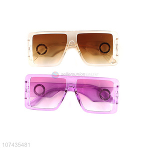 Hot sale plastic frame uv 400 sunglasses ladies sunglasses