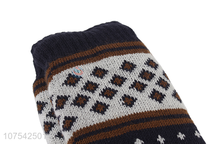 Wholesale Fashionable Winter Warm Anti-Slip Floor Socks Indoor Home Floor Socks