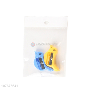Good quality student stationery bird shape plastic pencil sharpener