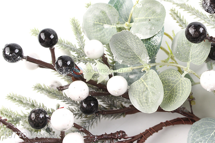 New arrival Christmas garland Christmas wreath with artificial berries