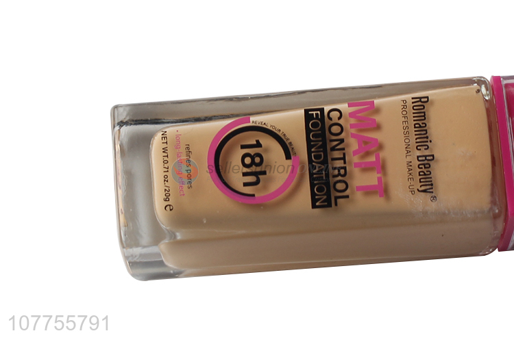Factory price whitening and flawl liquid foundation 