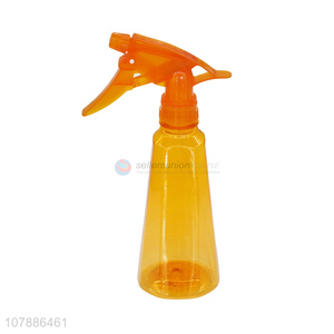 Yiwu wholesale orange plastic spray bottle garden watering can