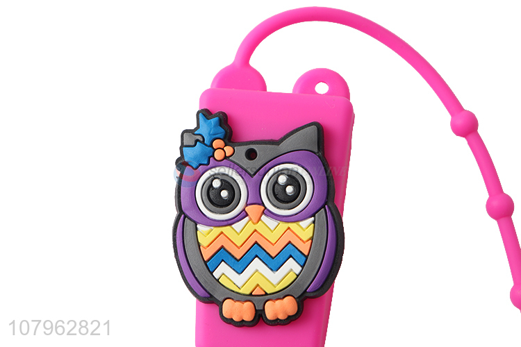 Low price cherry aroma kids travel hand gel with silicone holder