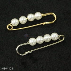 Factory supply fashionable peal brooch ladies brooch wholesale