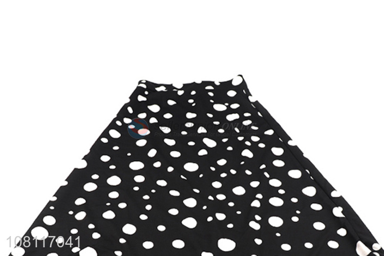 Yiwu wholesale black skin-friendly ladies casual short skirt