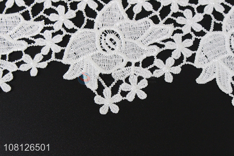Fashion design delicate garment decoration lace trim for sale