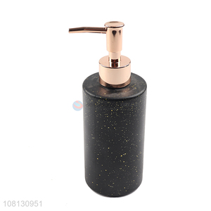 Yiwu direct sale black simple vacuum press lotion bottle