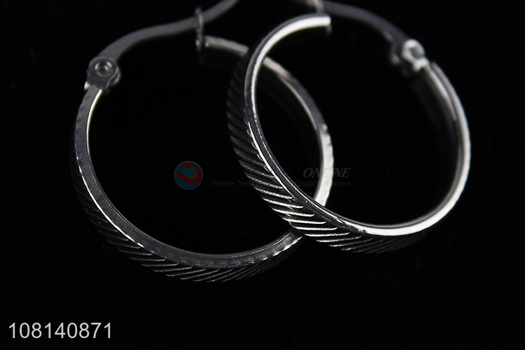 Low price fashionable stainless steel hoop earrings for sale