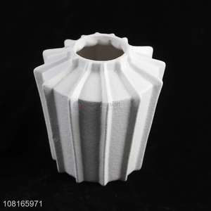 Fashion Style Ceramic Vase Decorative Vases For Home And Garden