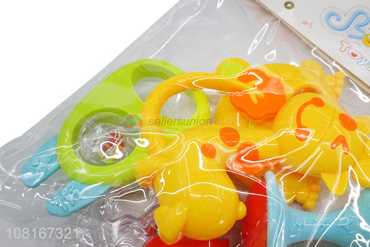 Yiwu wholesale cartoon teether rattle set for babies