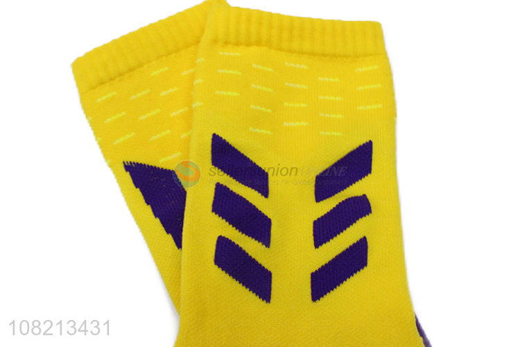Wholesale from china multicolor men sports football tube socks