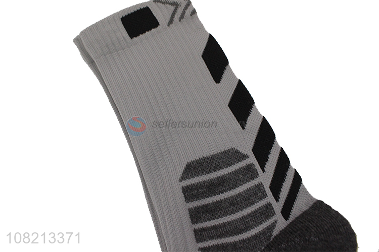 New design outdoor sport tube football thick socks for men