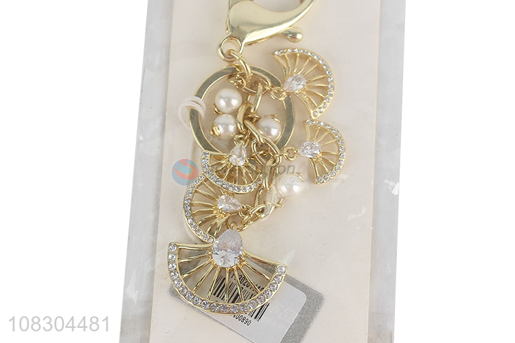 Factory supply fashion keychain niche rhinestone key pendant