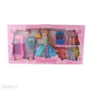 Factory wholesale girls play house toy gift box doll set