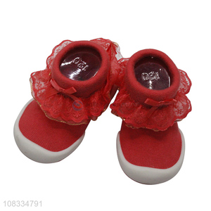Top quality red comfortable silicone soles baby socks shoes
