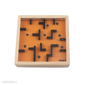 Hot selling wooden labyrinth grid kids brain game