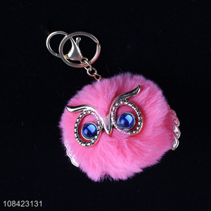 High quality fluffy  keychain furry ball pompom key chain wholesale
