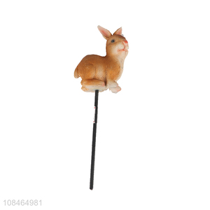 Good quality resin bunny figurine statue with stick for garden decoration