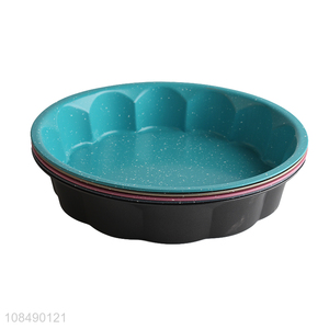 Hot selling creative cake tin home kitchen baking mould