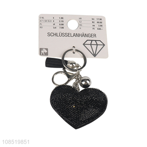 Good quality fashionable heart pendant keychain small gifts