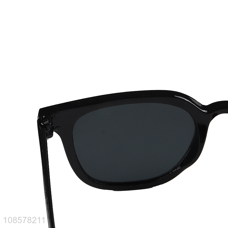 Custom fashion sunglasses plastic sunglasses for women and men